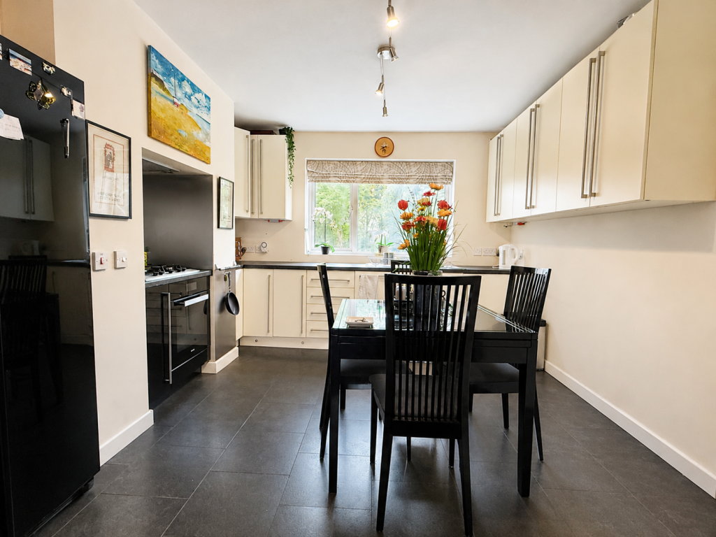 Great King Street, Macclesfield, SK11 6PW photo 4