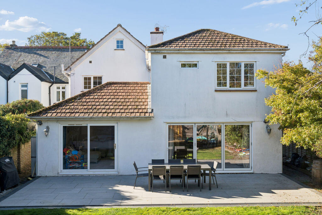 House in Little Marlow, Buckinghamshire - View 2