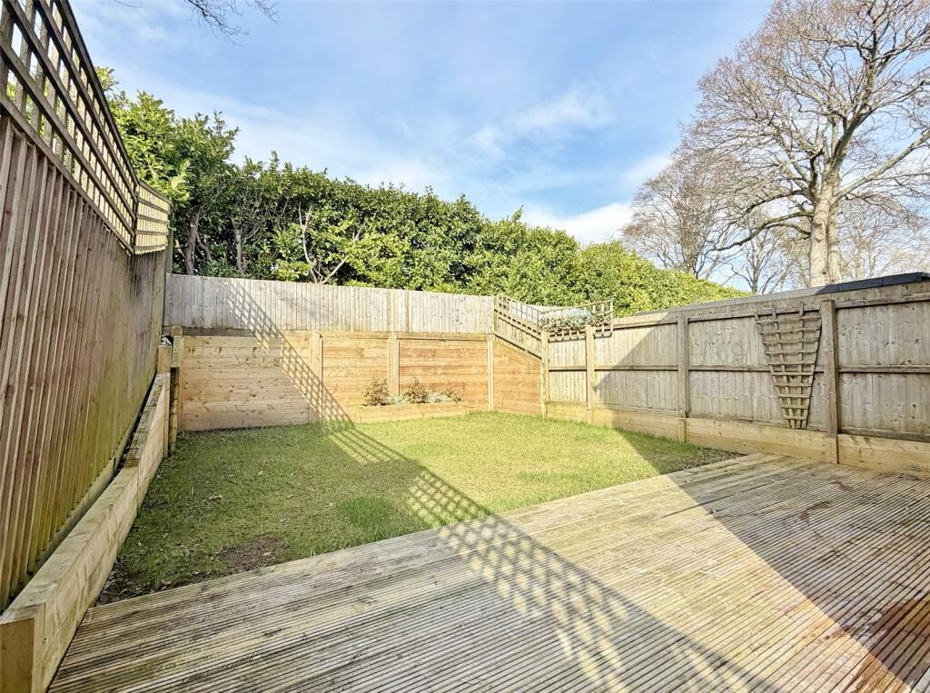 Cartref Close, Verwood, Dorset, BH31 photo 2