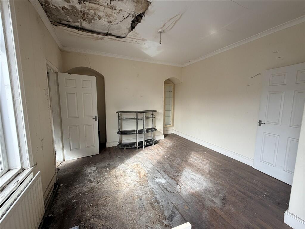 Apartment in Newcastle upon Tyne - View 5