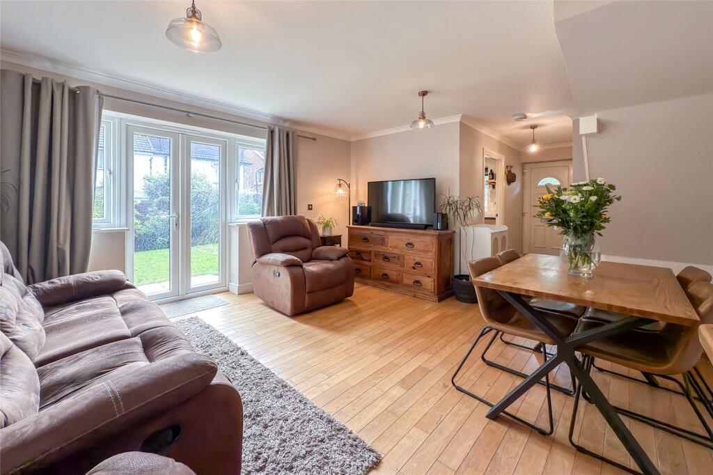 Main image of property: Riverford Close, Harpenden, Hertfordshire, AL5