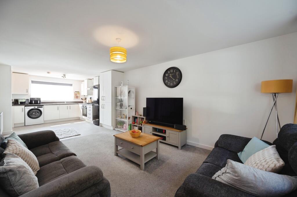 House in Havant, Saxon Corner, Emsworth - View 2