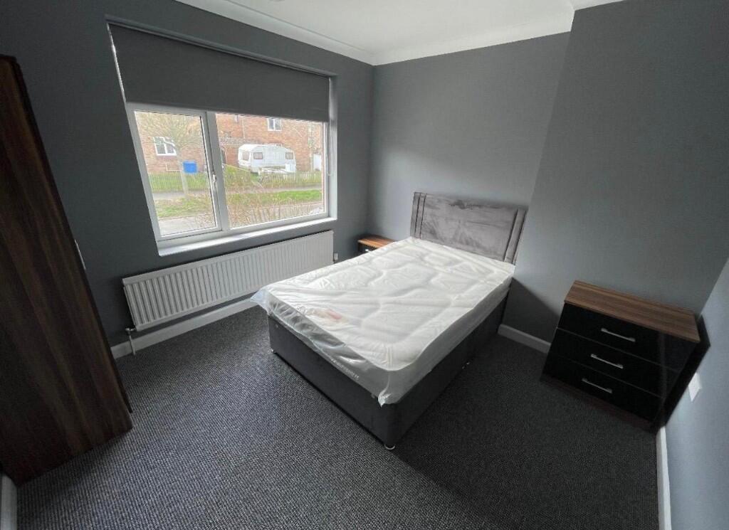 Main image of property: Jex Road, Norwich, Norfolk, NR5