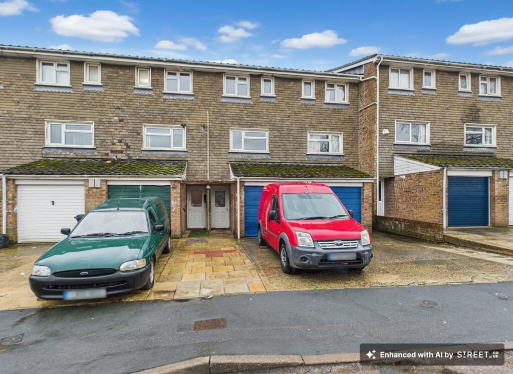 Main image of property: Tubbs Close, Grove, OX12
