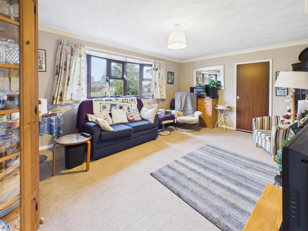 1 Maple Close, Horncastle photo 4
