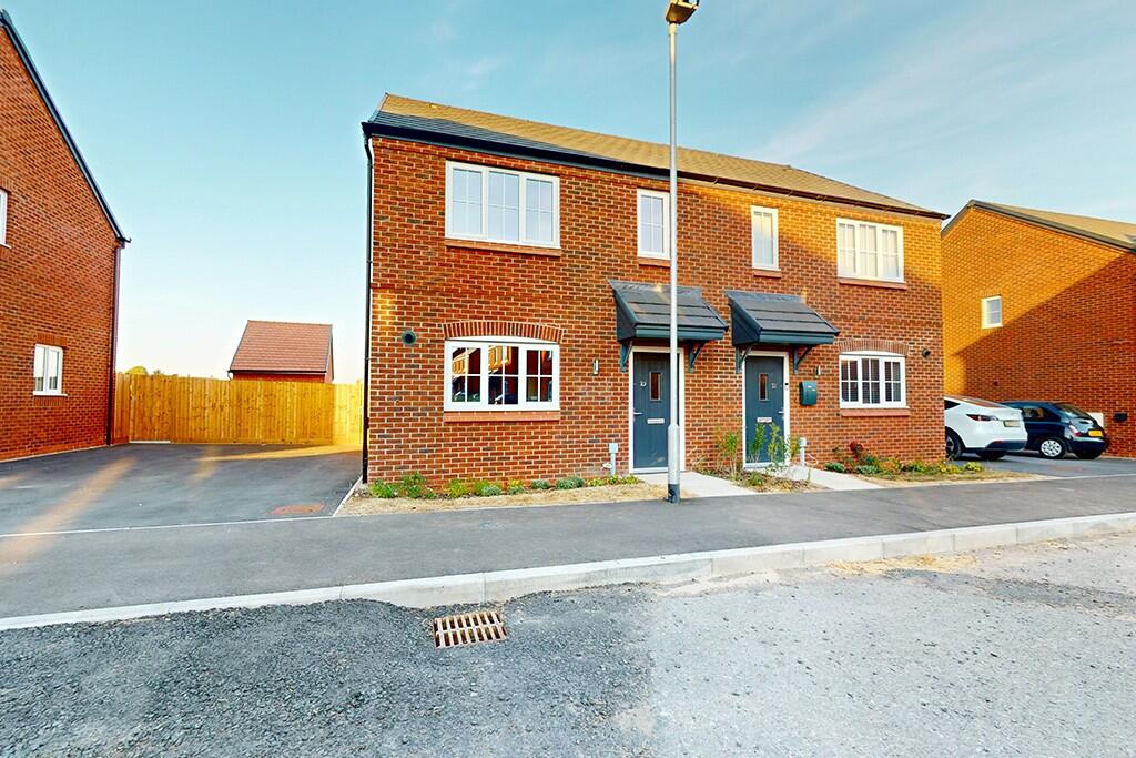 Main image of property: Fairham,
Nottingham,
NG112BD