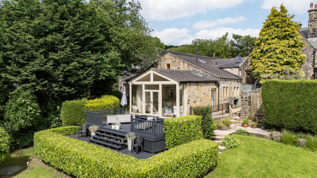Main image of property: Firth Cottage, Scammonden Road, Barkisland, Halifax, HX4 0EL