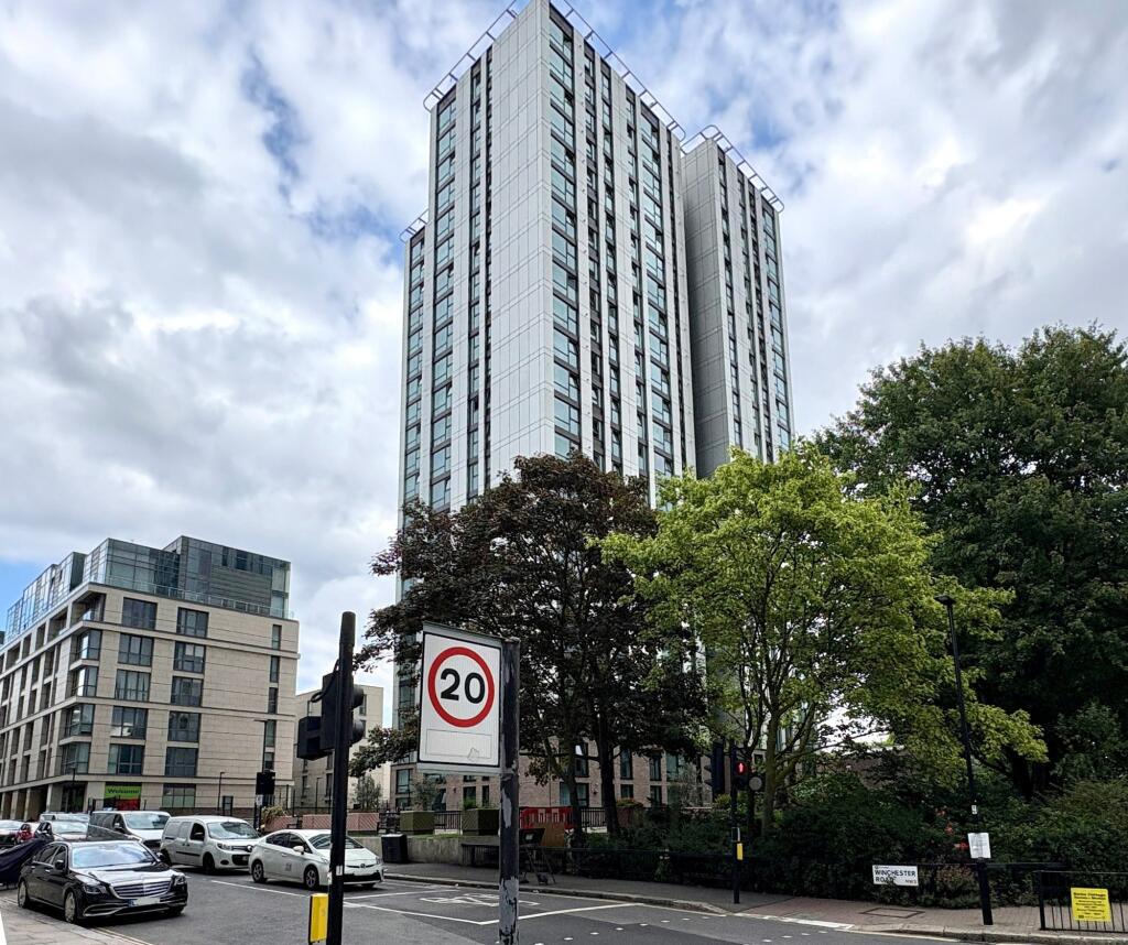 3 bedroom flat for rent