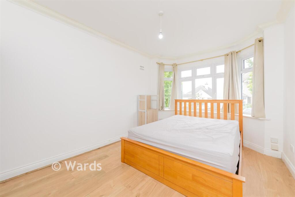 House in Dartford - View 5