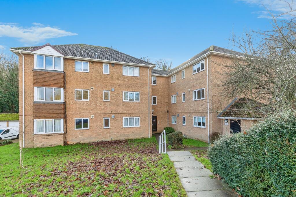 Main image of property: Findlay Close, Rainham
