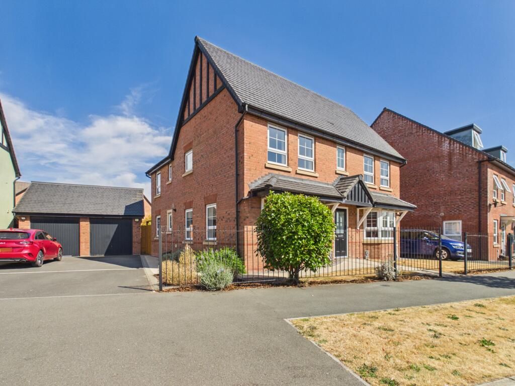 Main image of property: Tutbury Avenue, Littleover