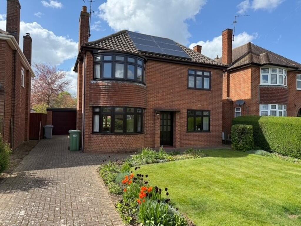 Main image of property: Queens Road , Bourne