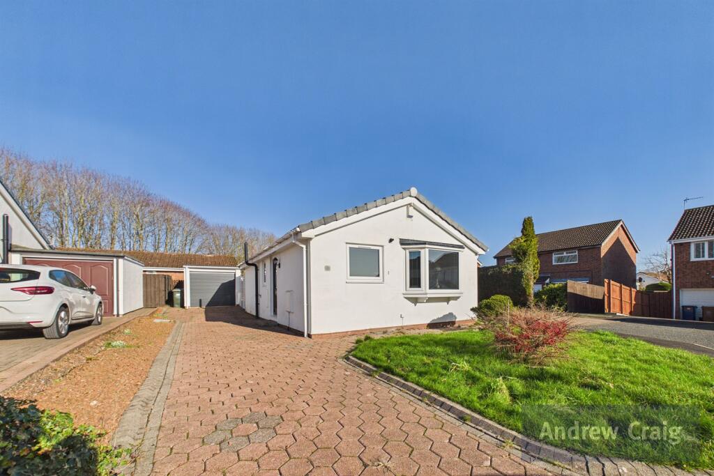 Main image of property: Aldeburgh Avenue, Lemington