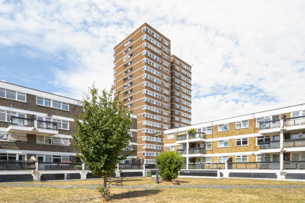 Apartment in London - View 2
