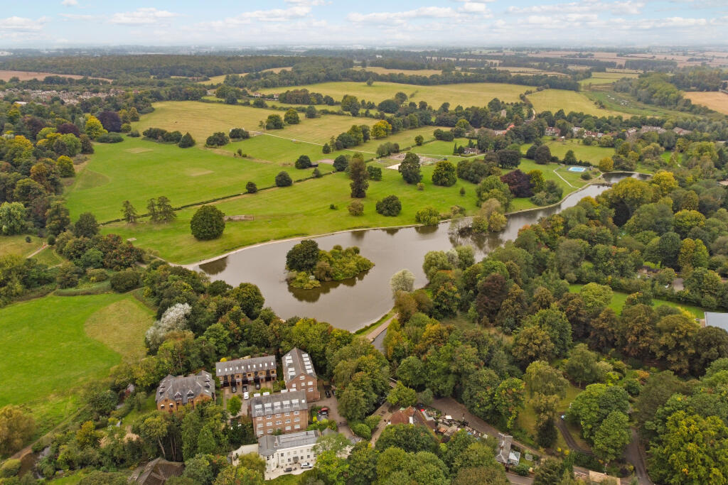 Abbey Mill Lane, St. Albans, AL3