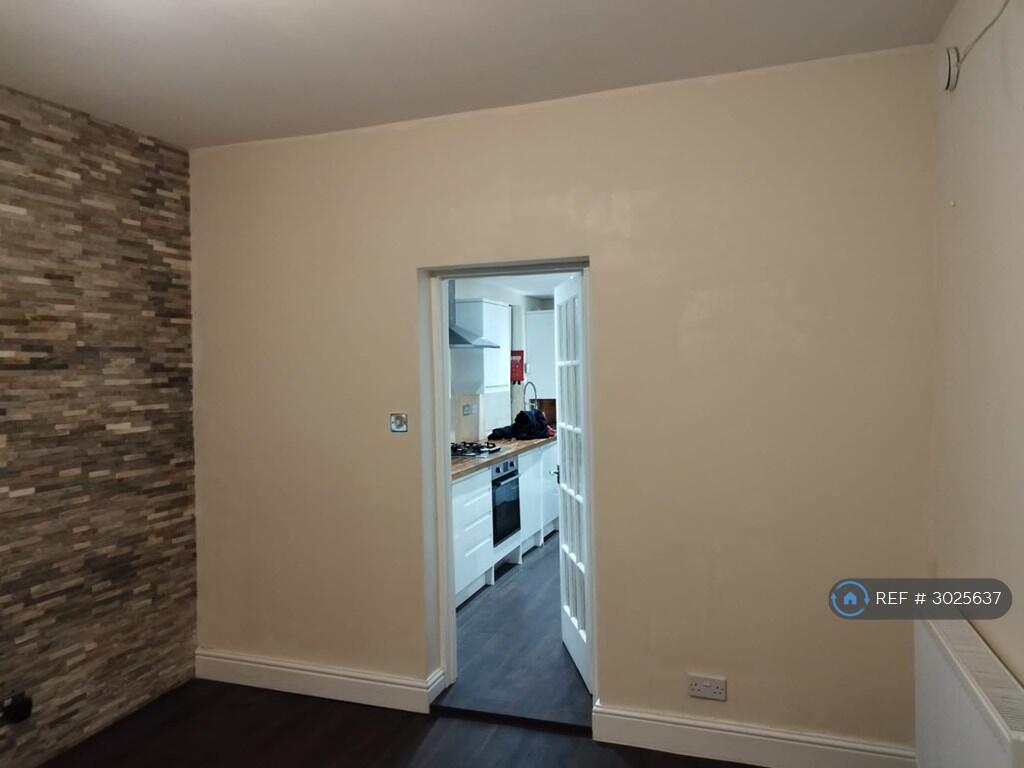 Main image of property: Westcliff-On-Sea, Prittlewell, SS0