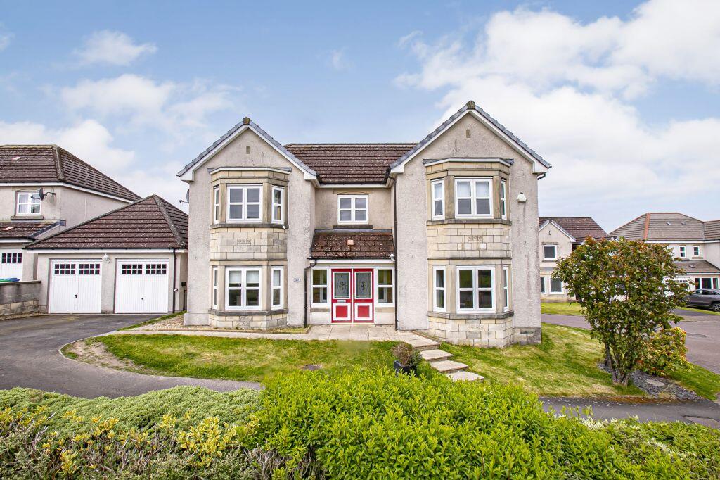 Main image of property: 28 Mallard Grove, Dunfermline, KY11 8GJ