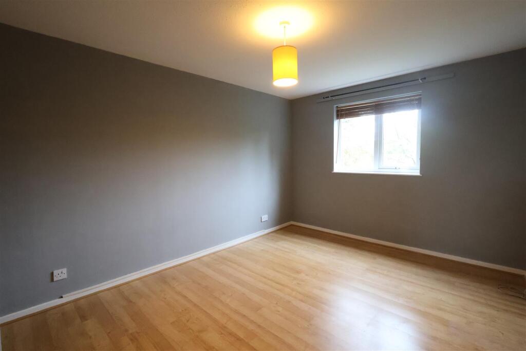 Additional image 5 of Mainstone Close, Redditch