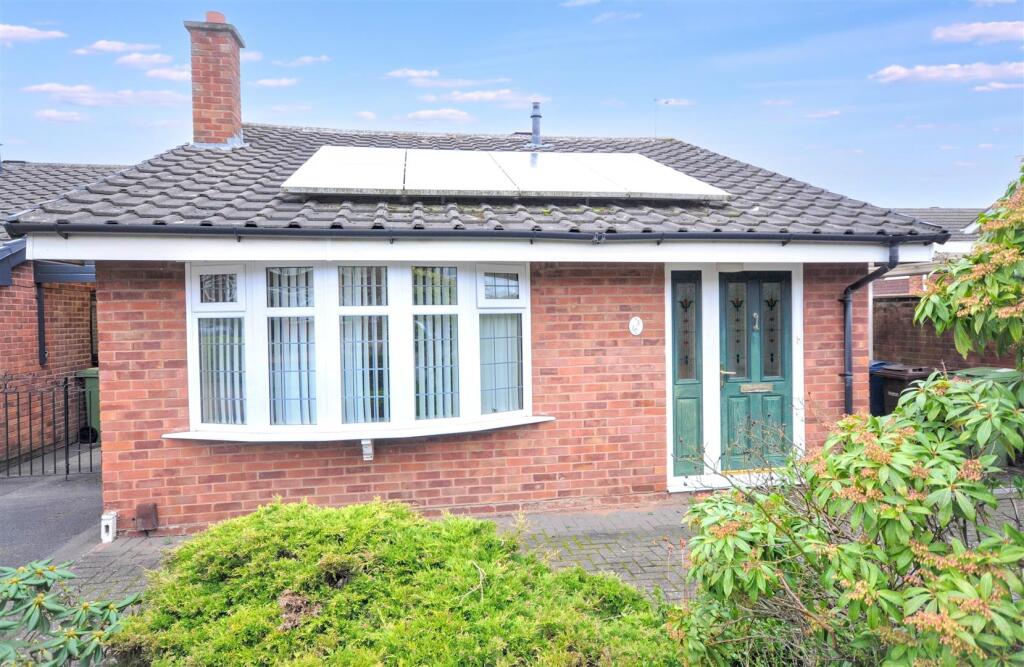 Main image of property: Cedars Drive, Stone