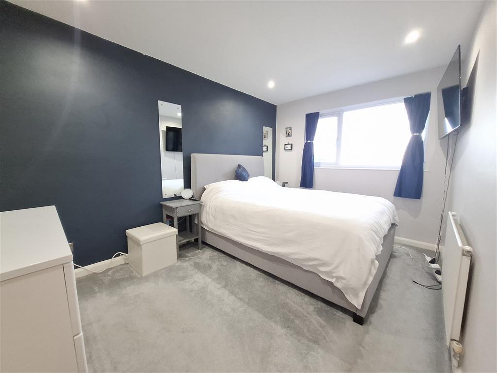 Main image of property: Laidon Square, HEMEL HEMPSTEAD