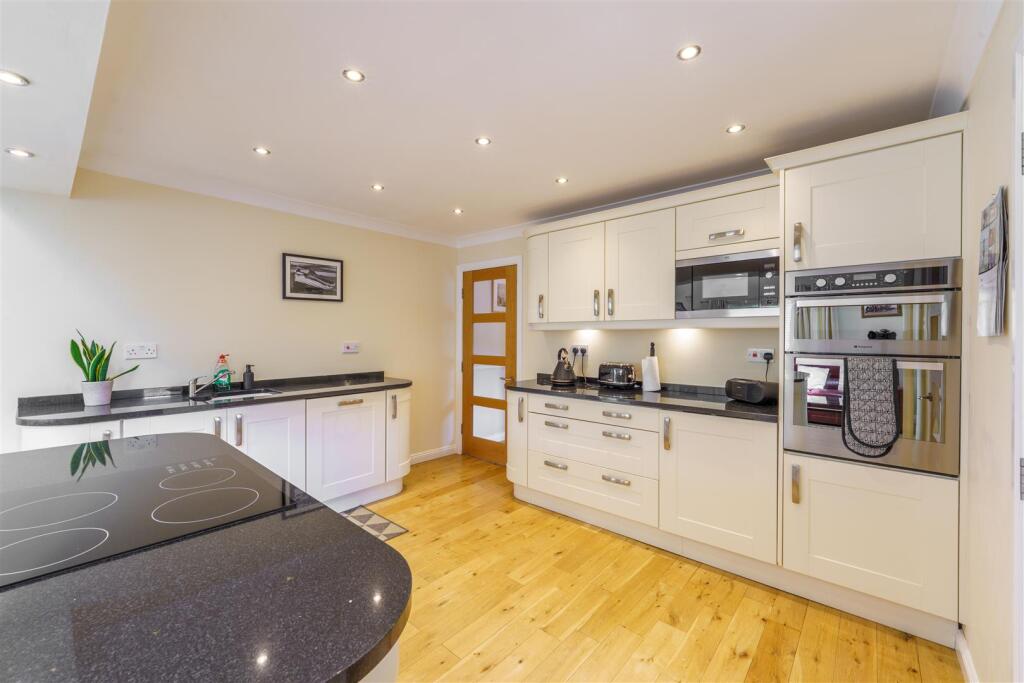 Coningsby Close, Whitebridge Park, NE3 photo 4