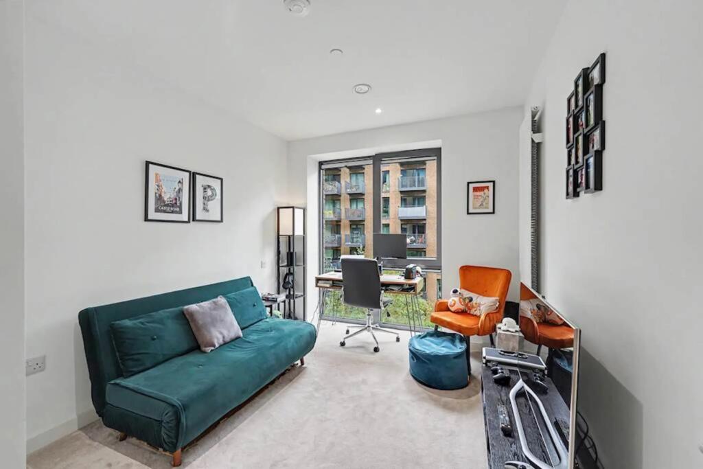 Apartment in London - More
