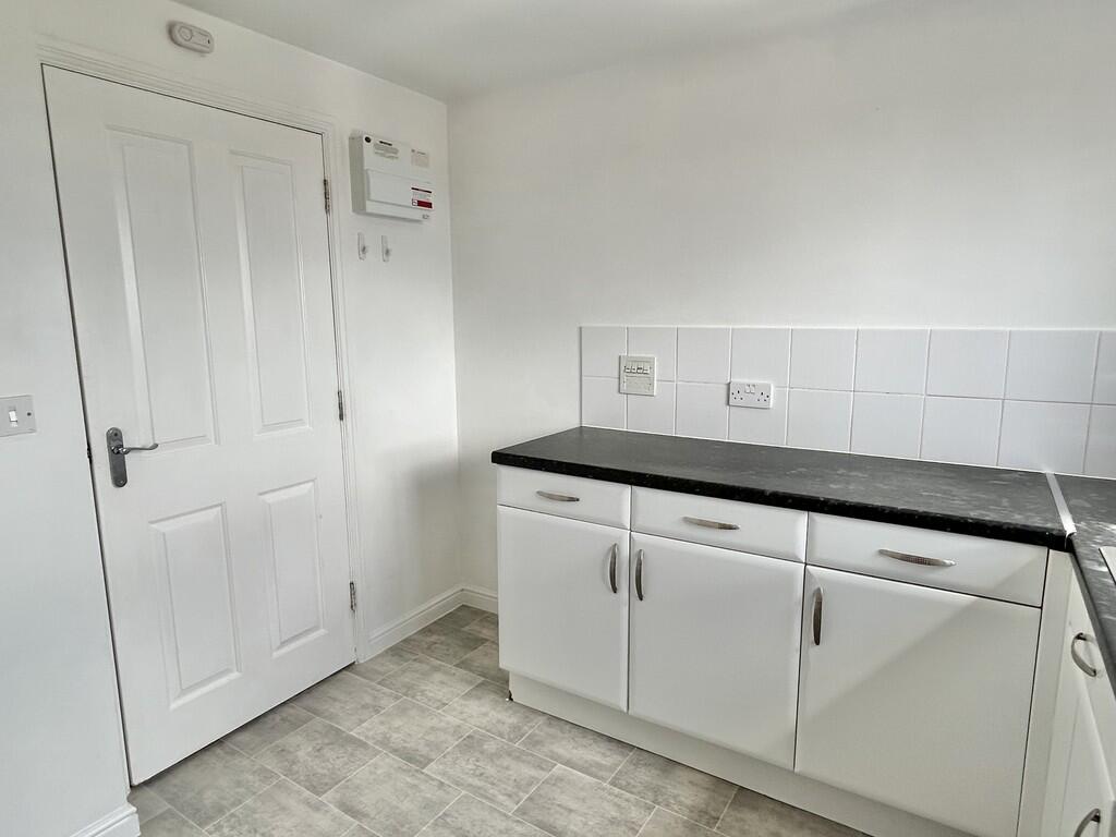 Apartment in Exeter, Devon - View 4