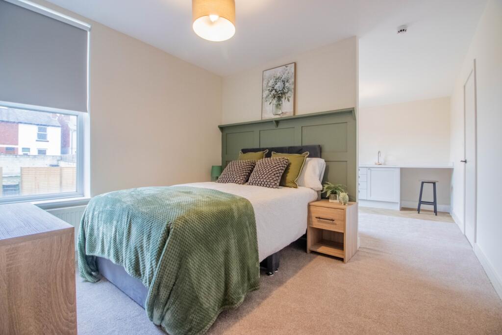 Main image of property: Room 4 209 Derby Road, Stapleford, Nottingham