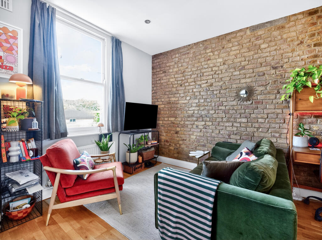 Main image of property: Amhurst Road, London, E8