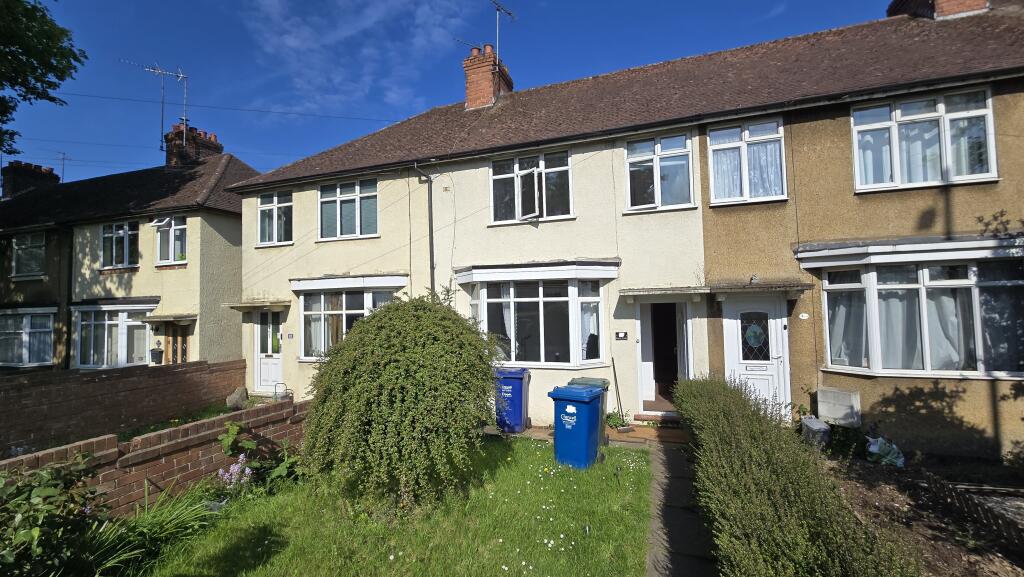Main image of property: Ruscote Avenue, OX16