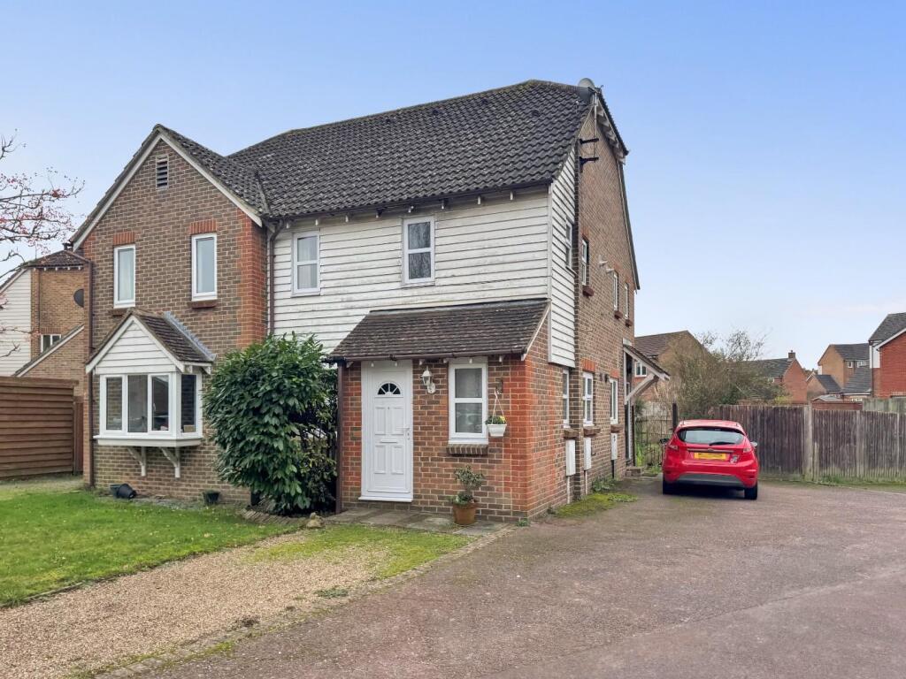 Main image of property: The Bulrushes, Singleton TN23