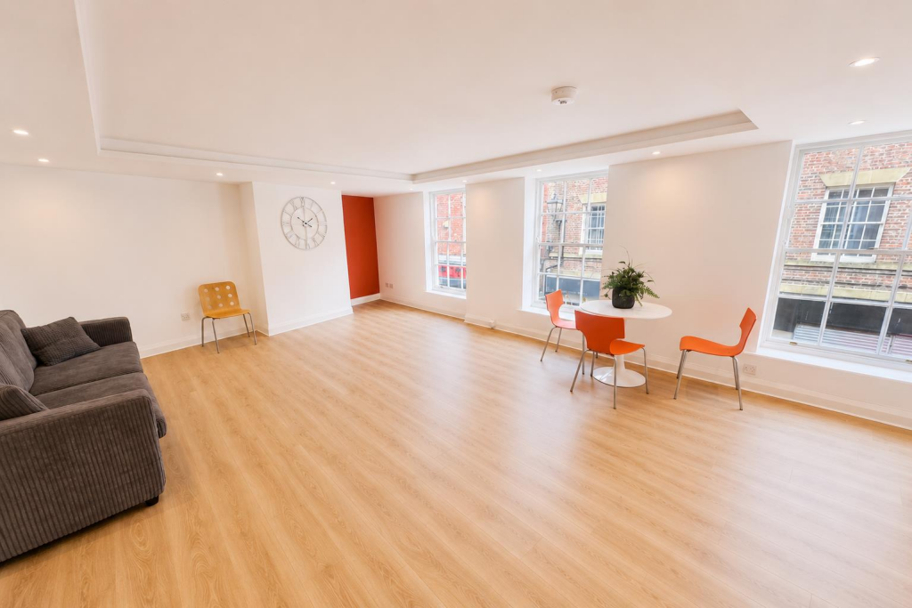 Apartment in Newcastle upon Tyne - More