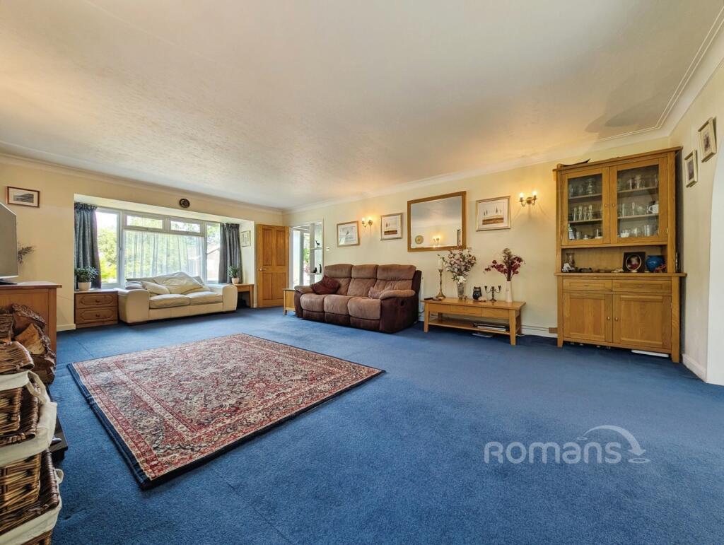 House in Waverley, Heath End, Farnham - View 3