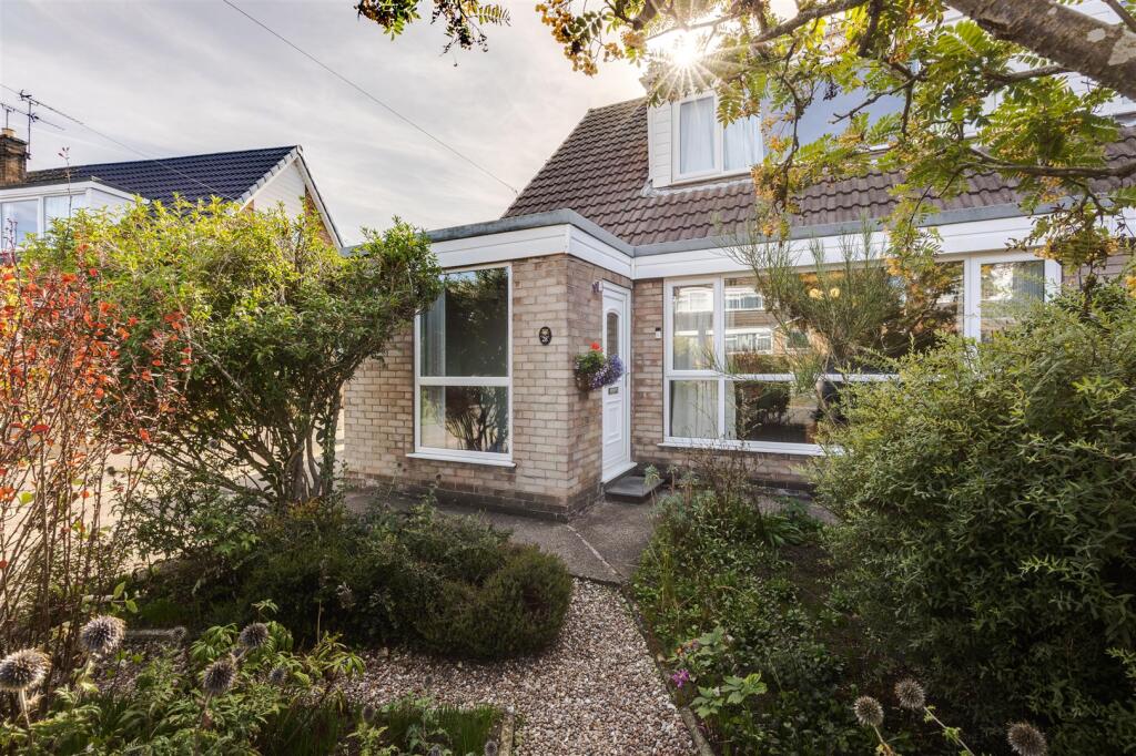 House in West Lindsey, Scotter - More
