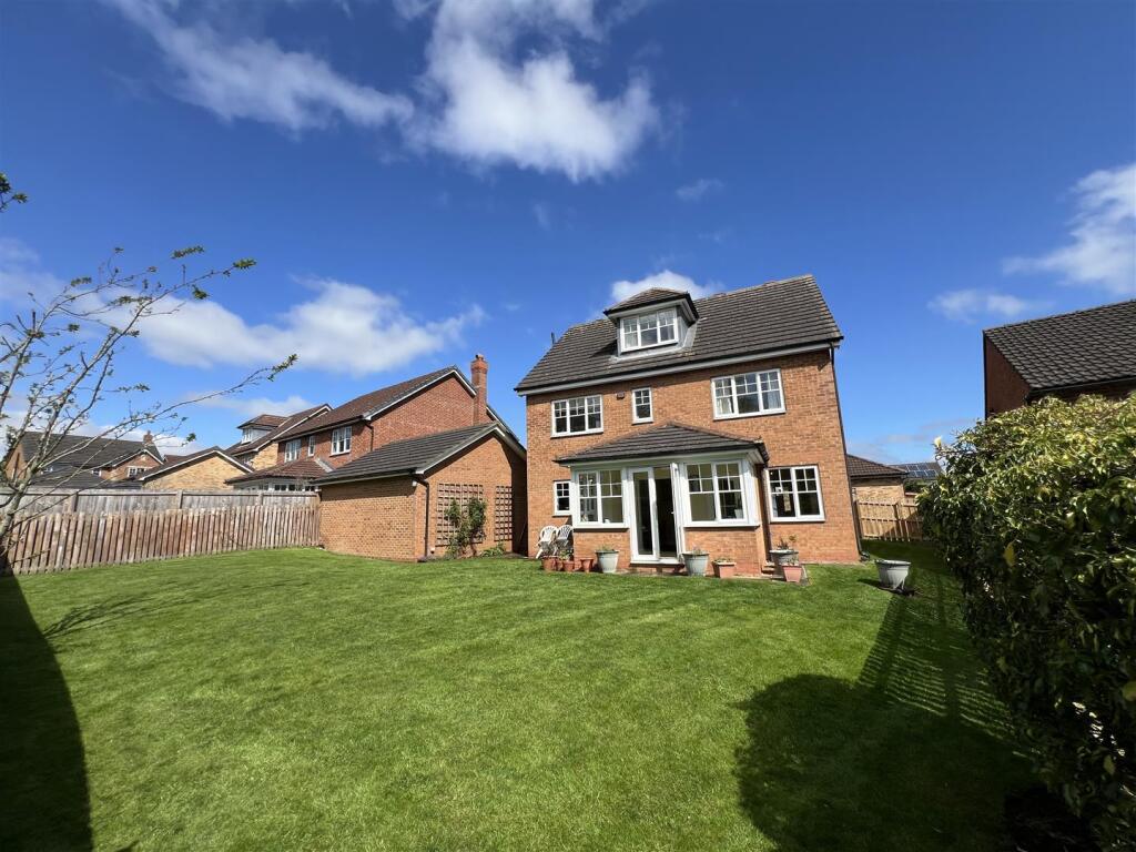 Pendeen Grove, Darlington photo 2