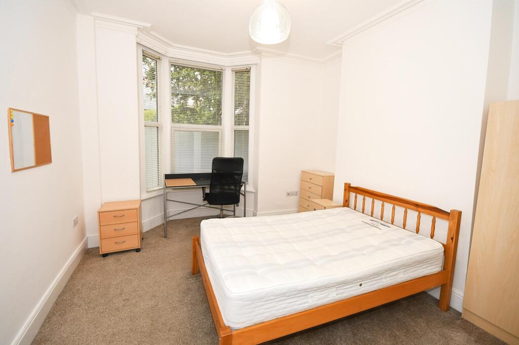 Main image of property: Boultham Avenue, Lincoln, Lincolnshire, LN5