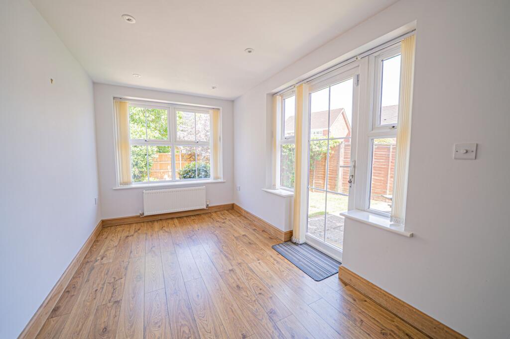 House in Solihull - More