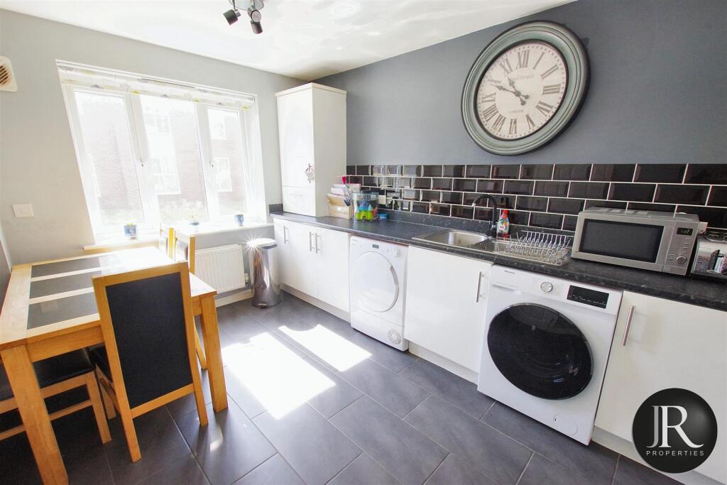 Ingathorpe Road, Hawksyard, Rugeley photo 4