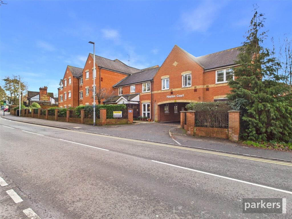 Main image of property: Waltham Road, Twyford, Reading, Berkshire, RG10