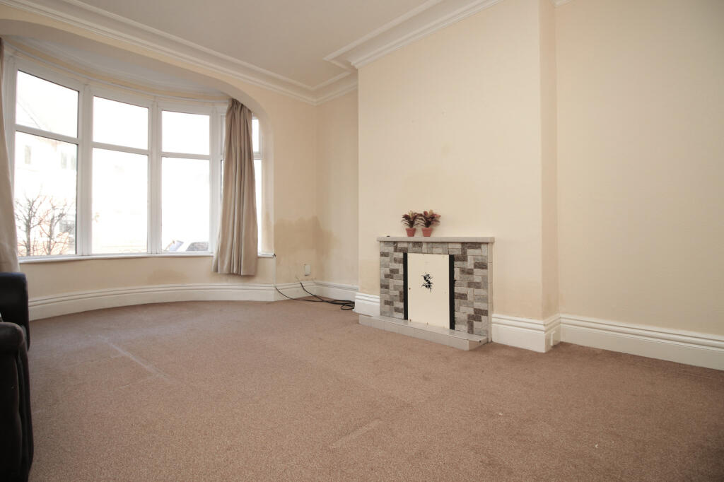 Breck Road,  Blackpool, FY3 photo 2