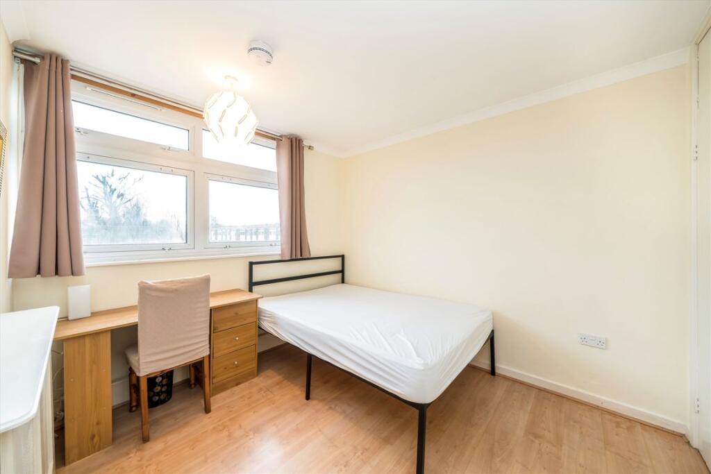 Apartment in London - View 5