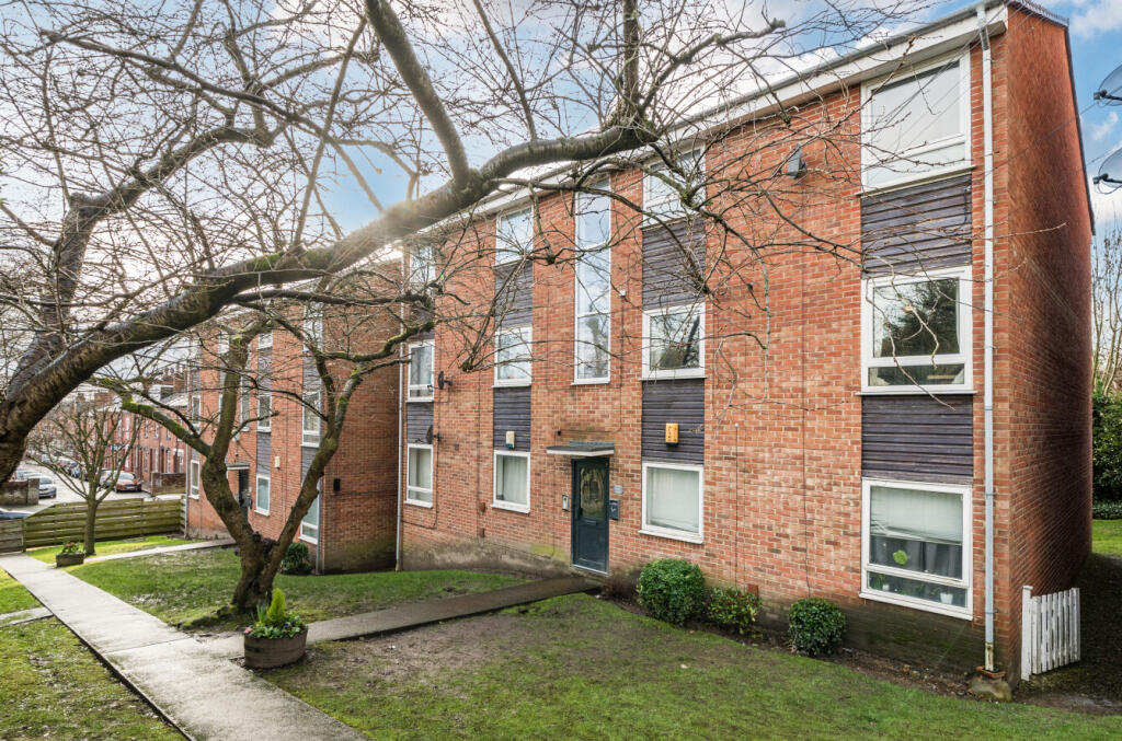 Main image of property: Welton Court, Hyde Park, Leeds, LS6