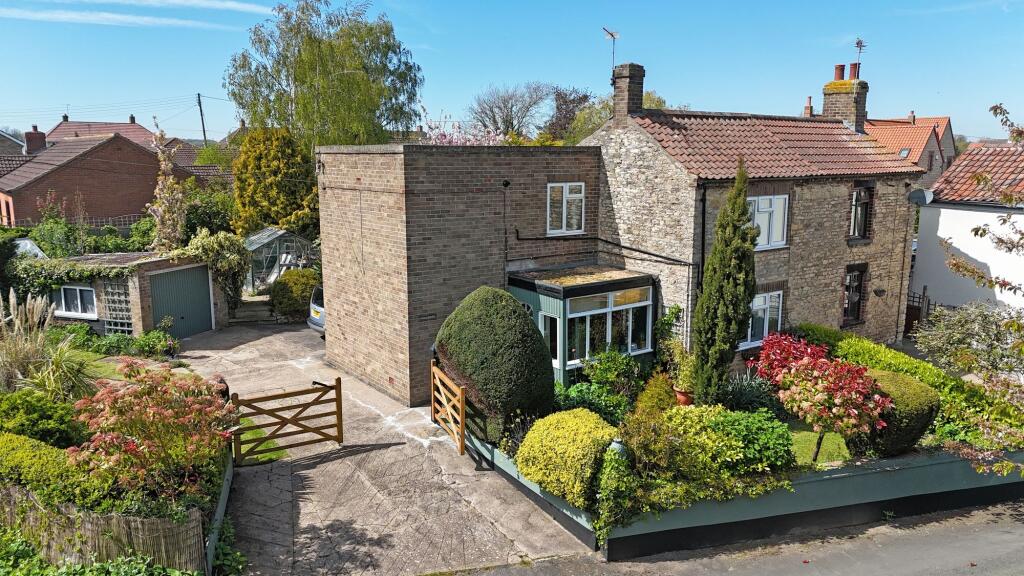 Main image of property: Silver Street, Waddingham, DN21