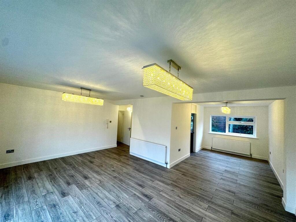 Apartment in Manchester - More