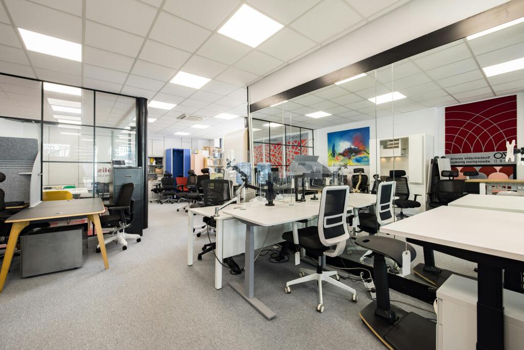341EustonRd5.jpg