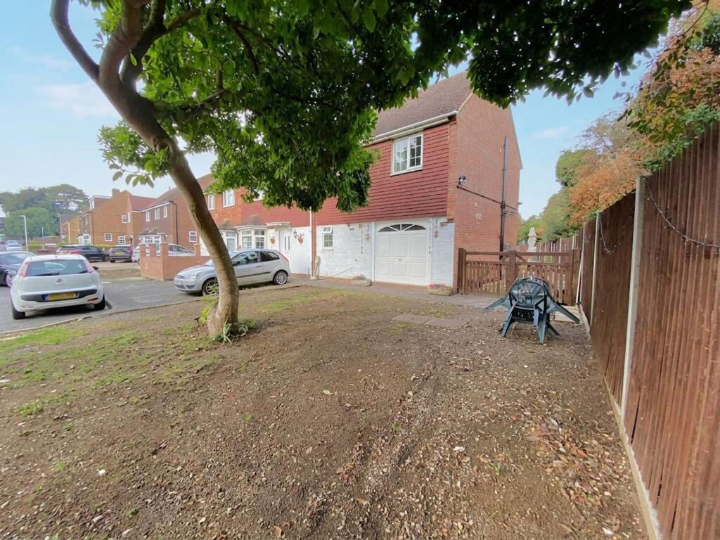 Main image of property: 163 The Avenue, Aylesford, ME20