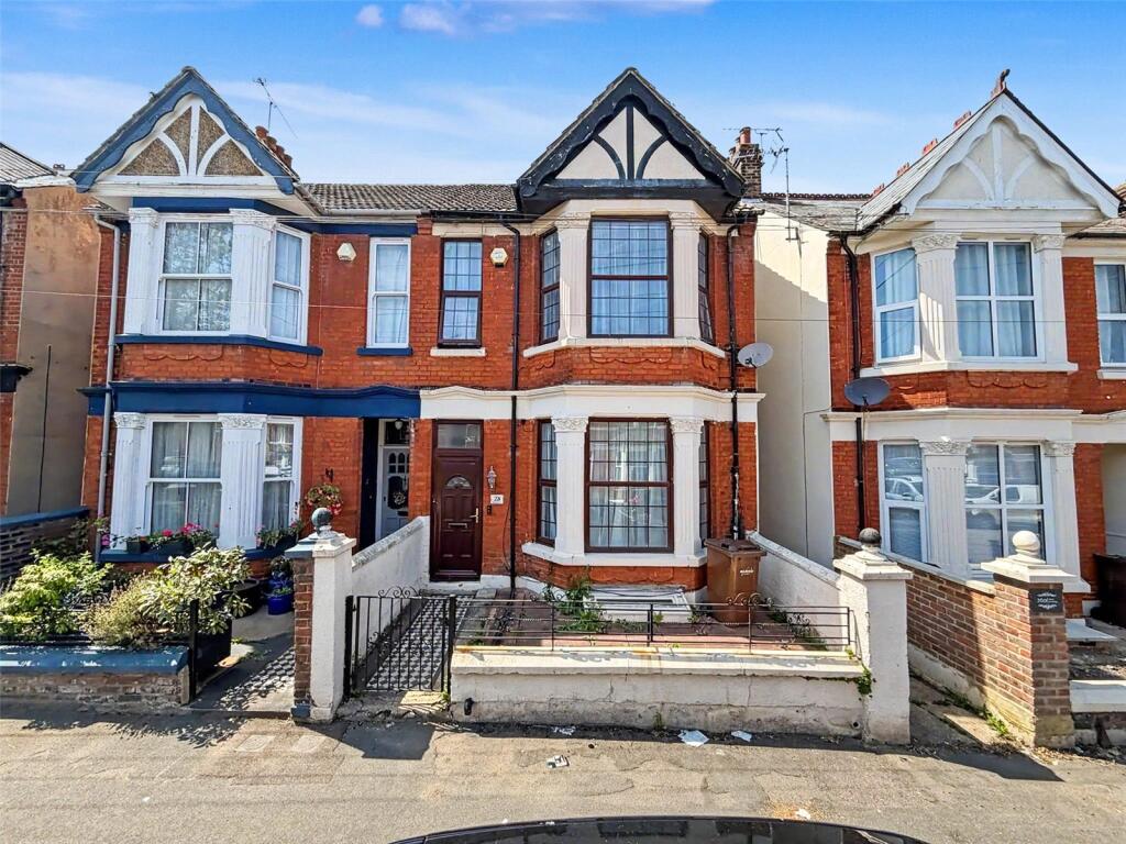 Main image of property: Cleave Road, Gillingham, Kent, ME7
