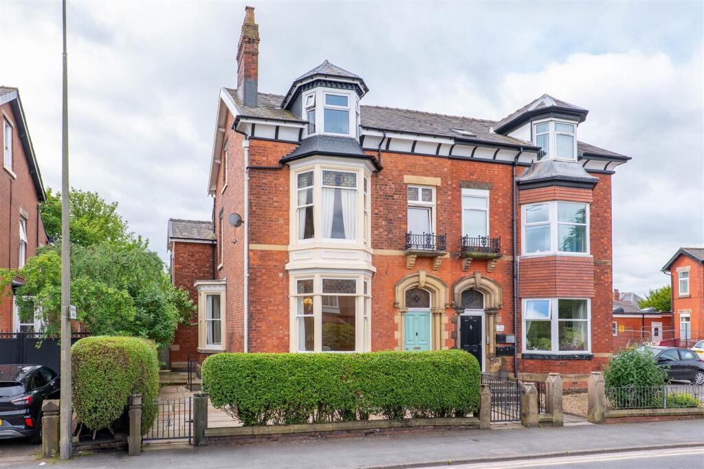 House in Chorley, Euxton