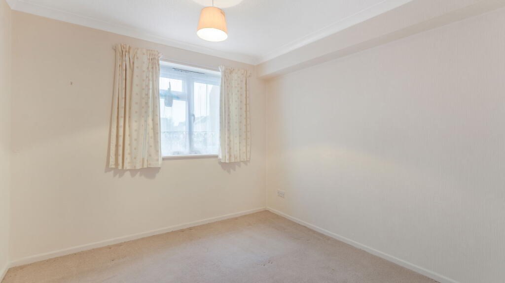 Vaughan Close, Beacon Park photo 4