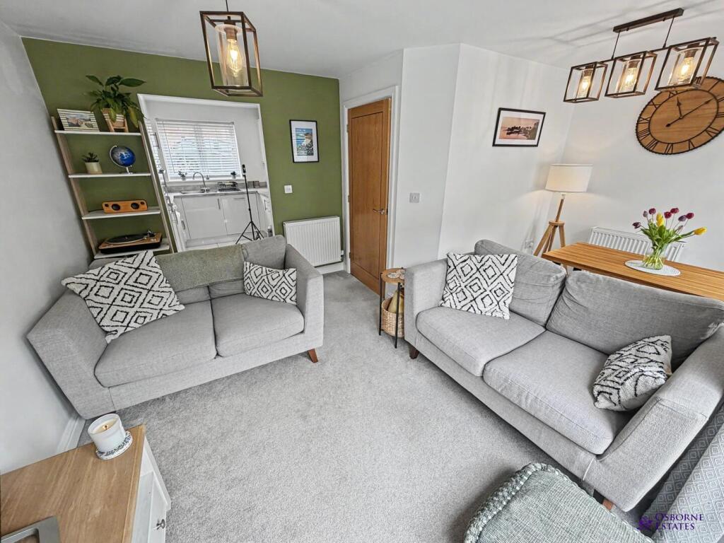 House in Cardiff, Tonyrefail - View 6